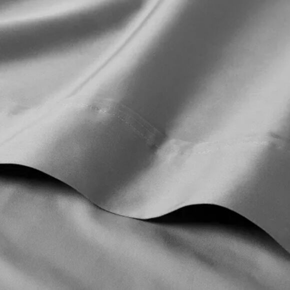 400 Thread Count Performance Flat Sheet - Threshold Classic Gray - Picture 2 of 4